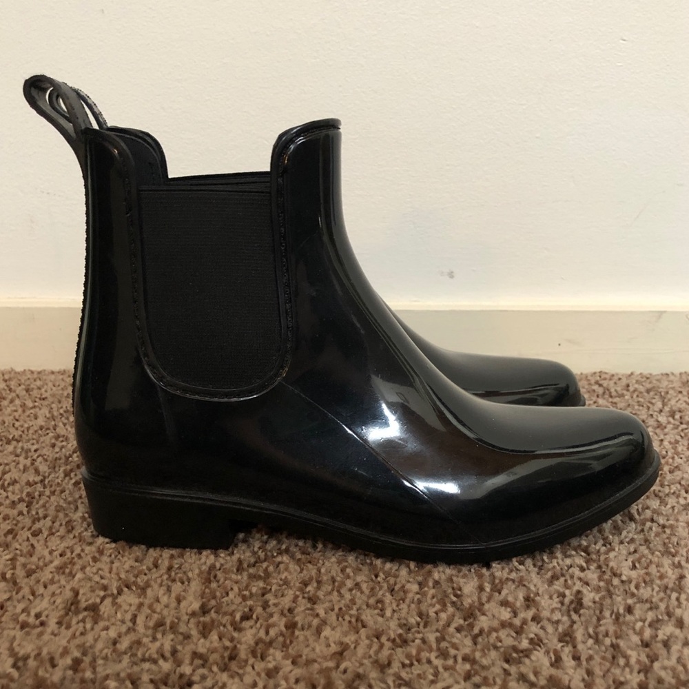 {Rugged Outback} Black Rainbooties